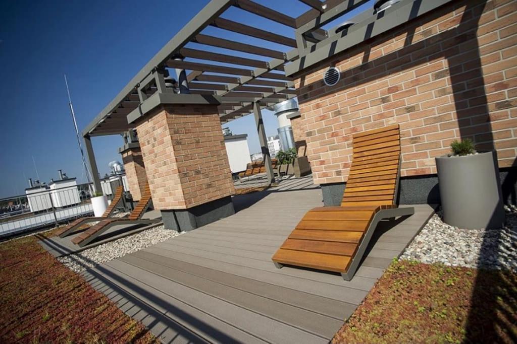 Garden Gates - Luxury Apartment In The Heart Of Gdansk Old Town Экстерьер фото